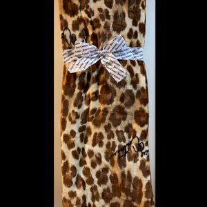 Juicy Couture super soft throw blanket